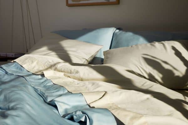 Chill Out! Your Ultimate Guide to Selecting Cooling Sheets And Its Alternatives