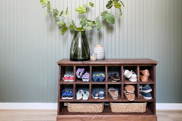 Shoes cubbies